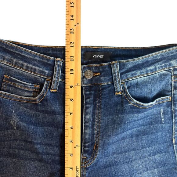 Vervet High Rise Raw Hem Straight Leg Distressed Jeans Size 28 Style VT467 - Picture 6 of 9